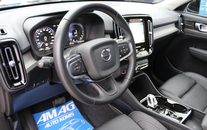 Volvo XC 40 cena 149900 przebieg: 32000, rok produkcji 2021 z Łomża małe 781